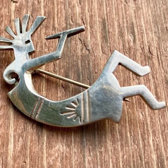 Navajo/Native American Sterling Silver Kokopelli Brooch/Pin 1.5” Vintage - Picture 4 of 8
